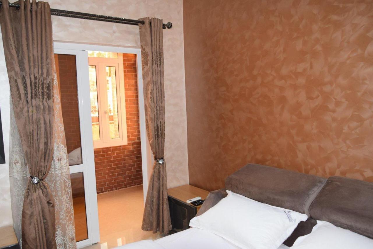 Ghazalle Oasis Hotel Gb El Biar 外观 照片