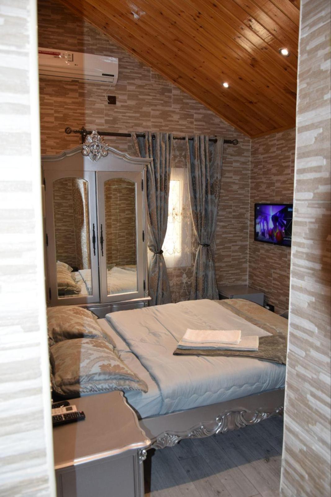 Ghazalle Oasis Hotel Gb El Biar 外观 照片